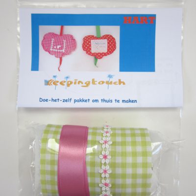 Knuffelhart make it yourself, Keepingtouch, in contact blijven met mooie momenten.