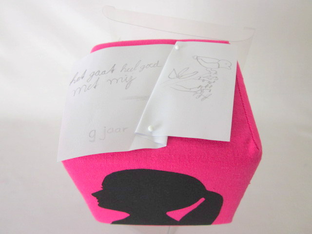 Silhouet kubus cadeau, Silhouet kubus, silhouet knippen, knipkunst, knip en ontwerp een silhouet kubus als interieur decoratie voor in huis, Keepingtouch
